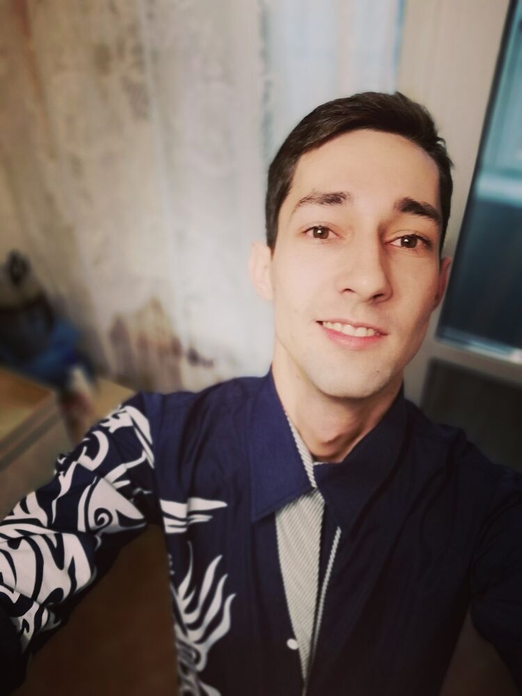  23078233  , 31 ,    -