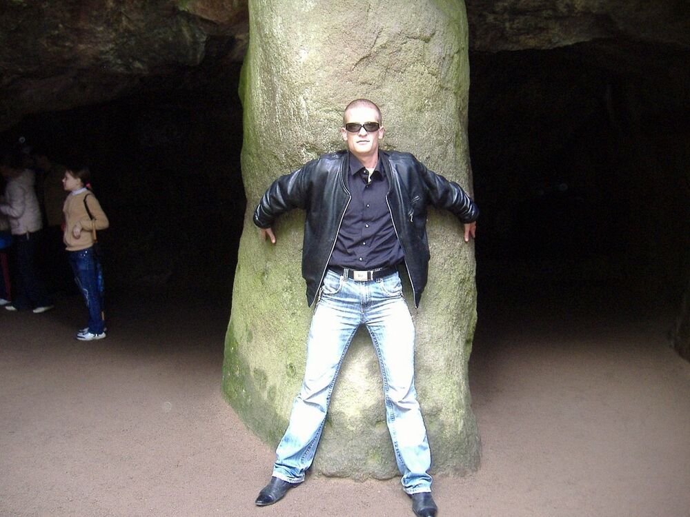  ,   Genewa, 42 ,   ,   , c , 