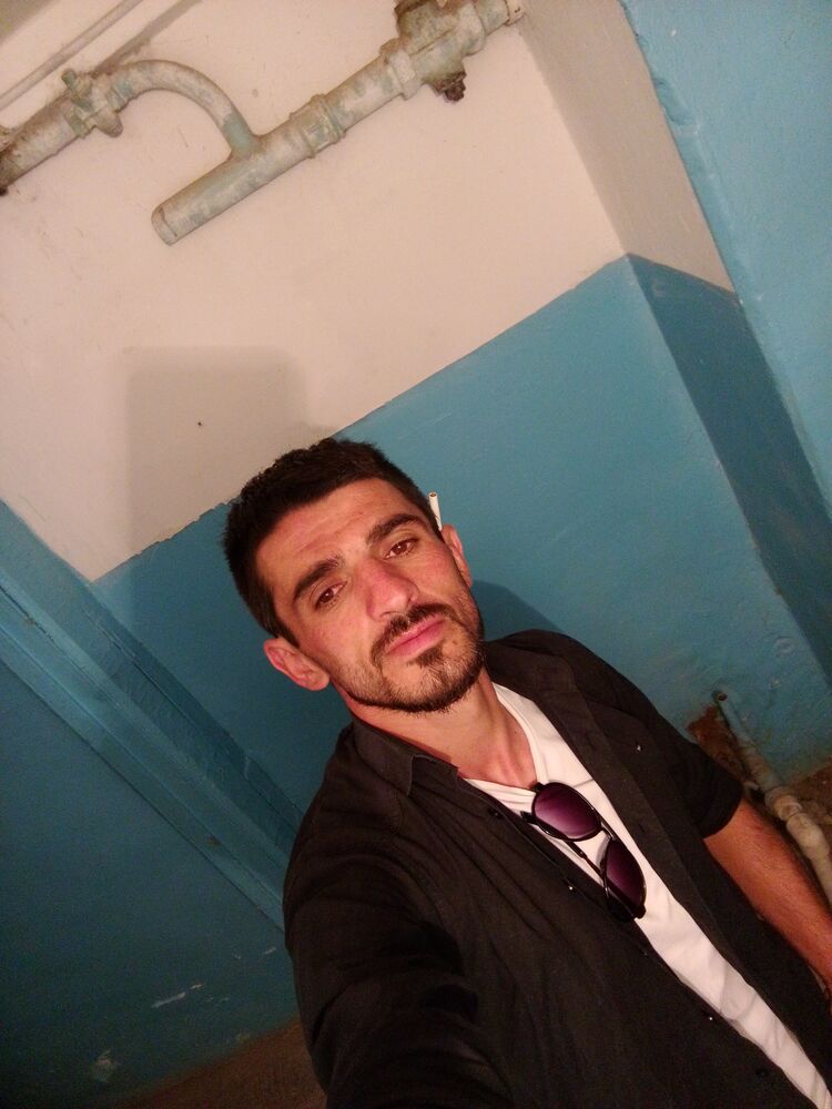 45797313  , 32 ,    