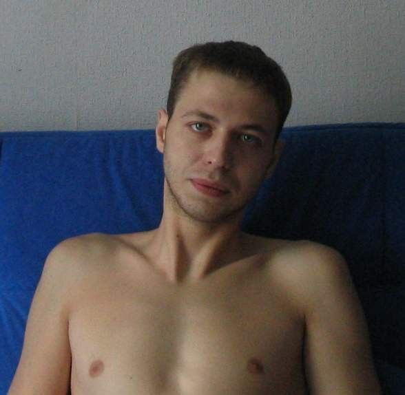  8580593  , 44 ,    