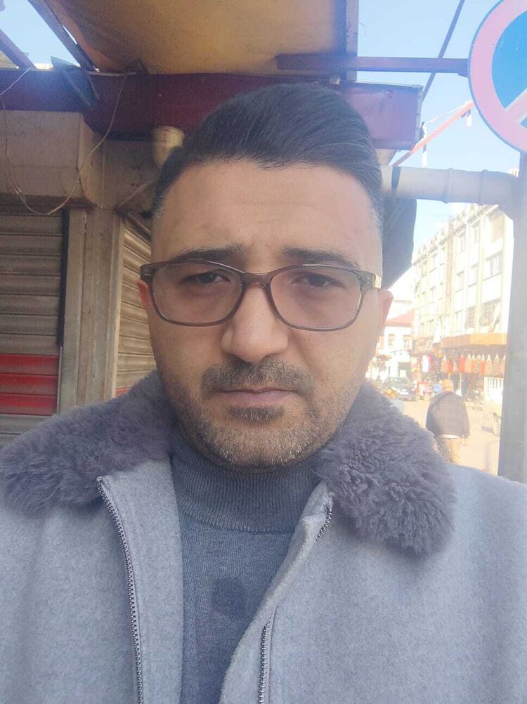  52650093  Cihan, 31 ,    