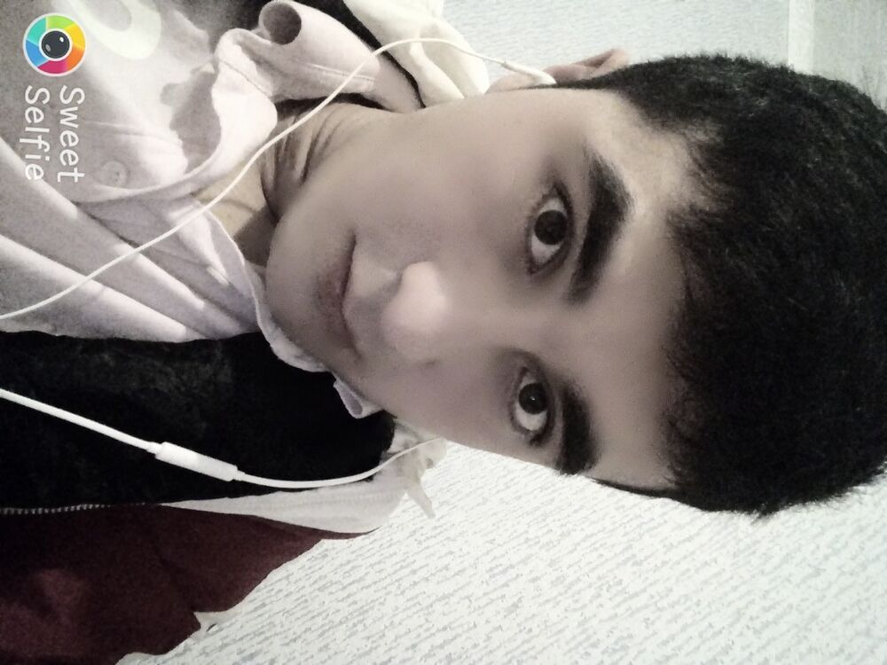  11068353  Nuriik, 31 ,    