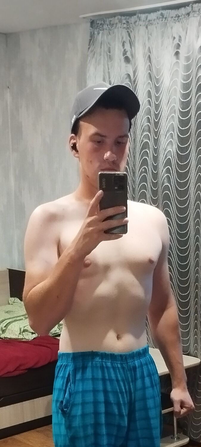  44687193  , 22 ,    
