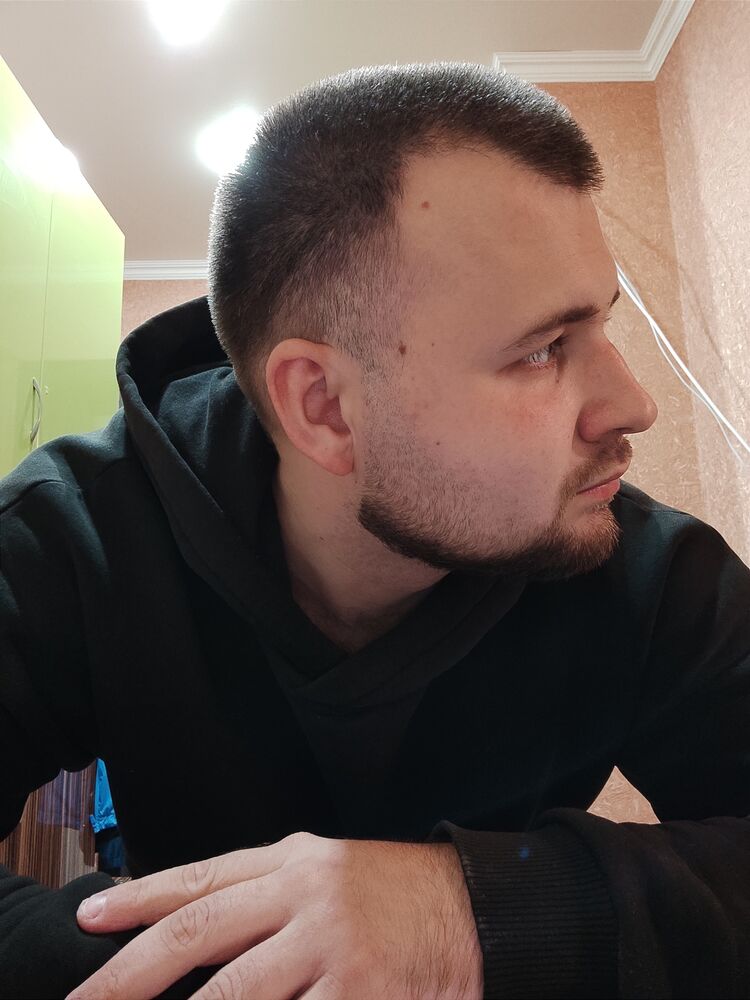  44128523  , 27 ,    