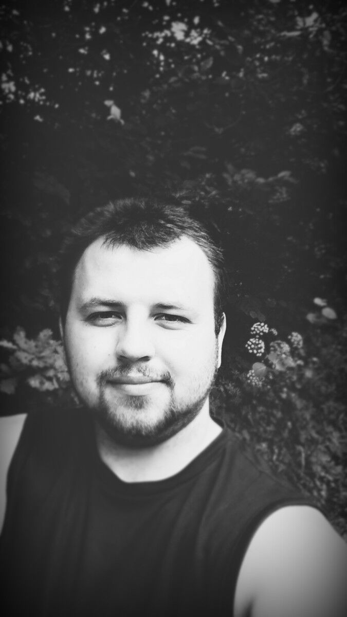  11354303  Slavik, 31 ,    