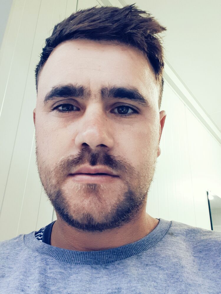  44695643  , 30 ,    