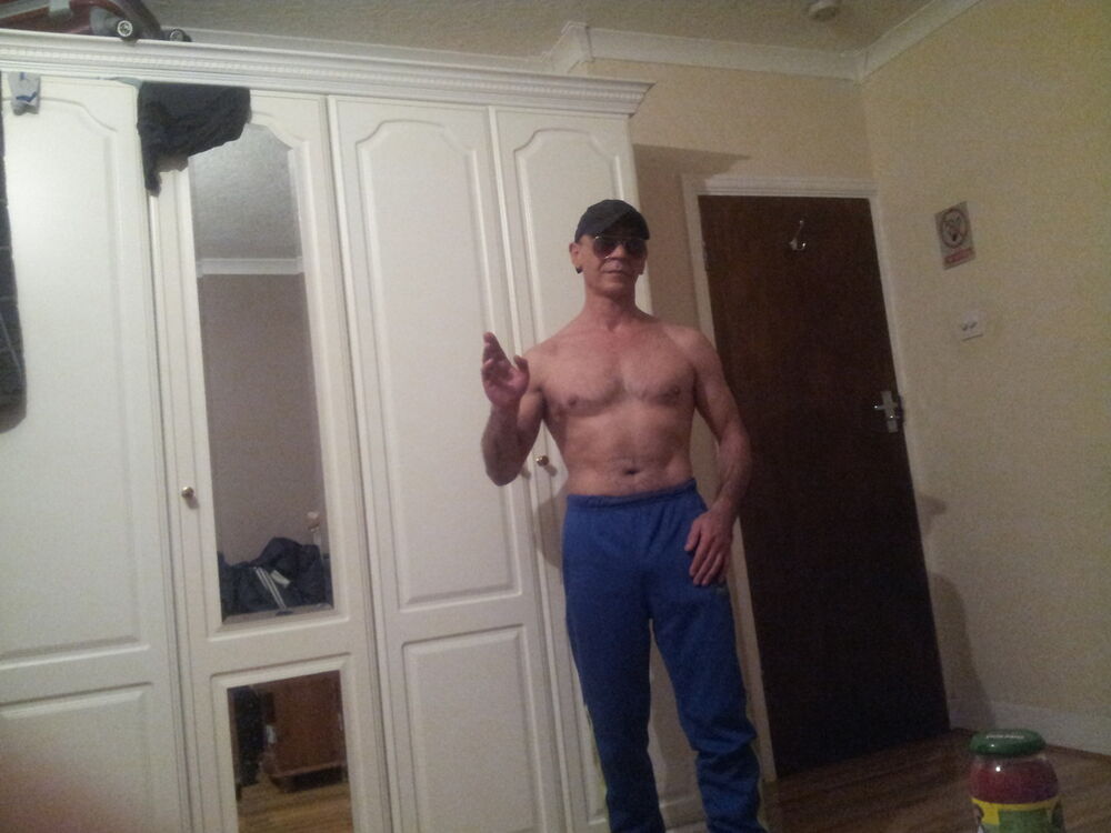  10786983  DImitri, 48 ,    