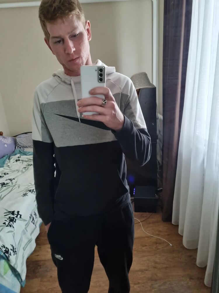  ,   Denis, 29 ,   ,   , c 