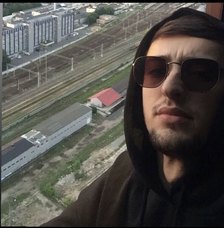  36257953  , 24 ,    