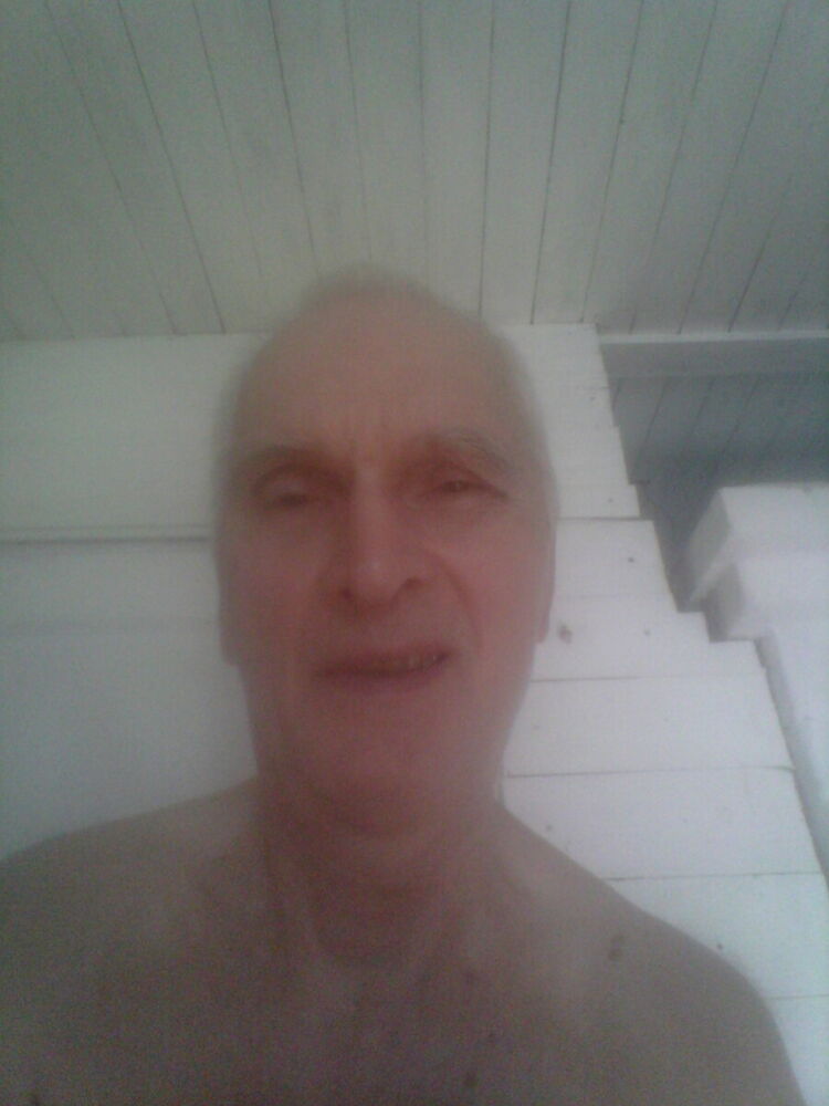  20752403  , 75 ,    -