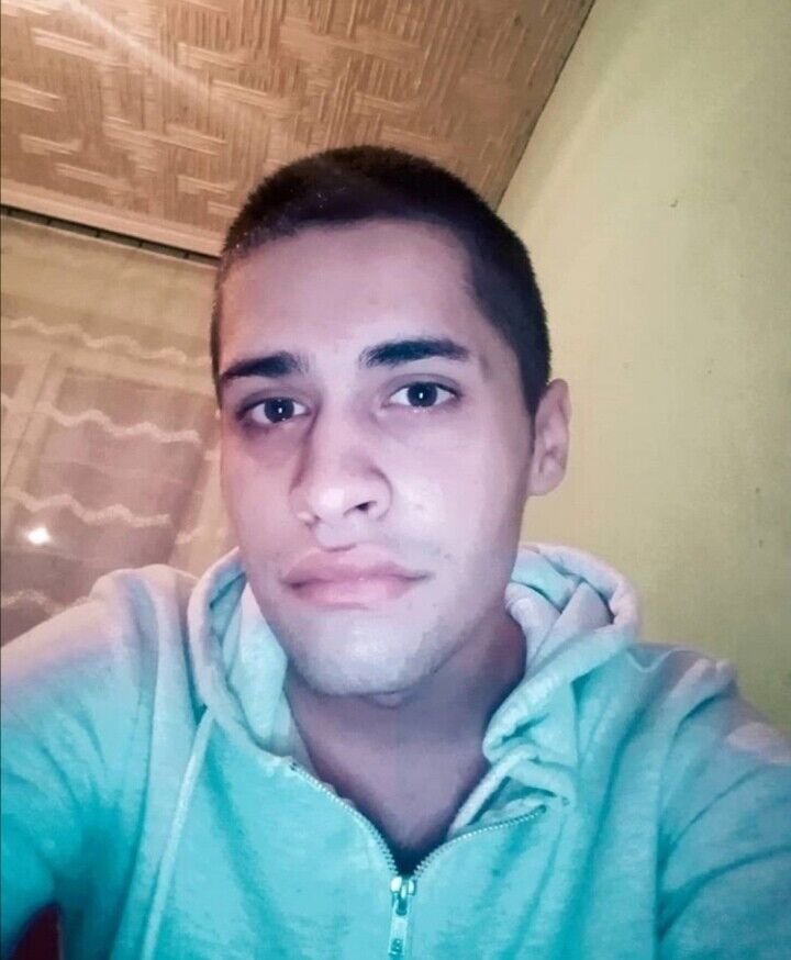  Turgovishte,   Angel, 23 ,   ,   , c 
