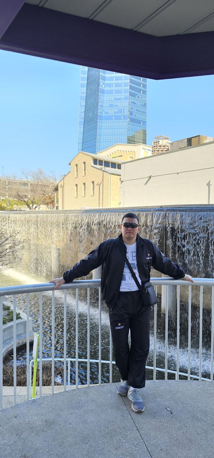  -,   Anuar, 37 ,   ,   