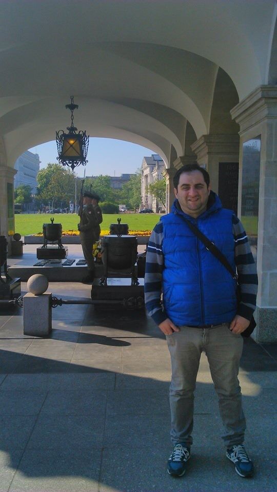  ,   IRAKLI, 52 ,   ,   , c 