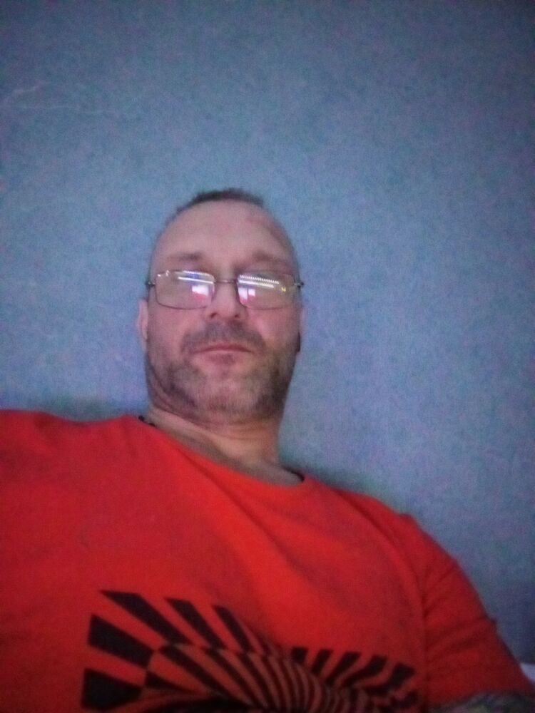  ,   Sergej, 45 ,   ,   