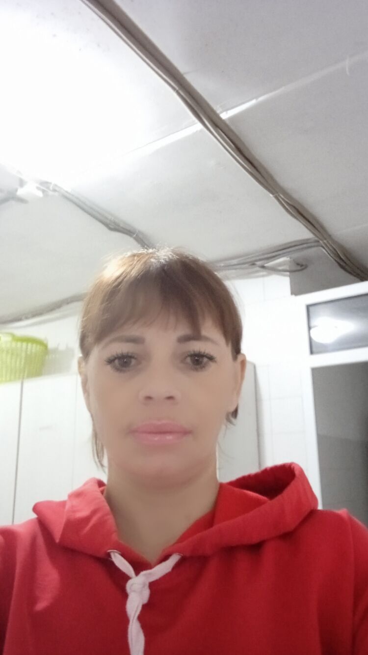  31060573  , 44 ,    