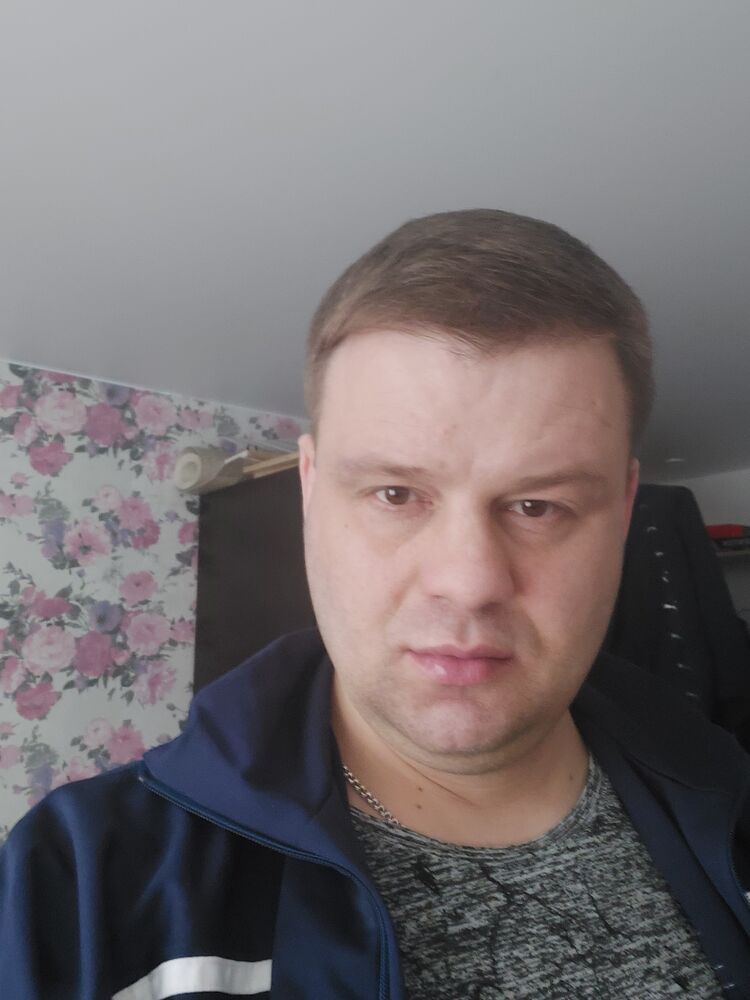  ,   Viktor, 43 ,   ,   , c 