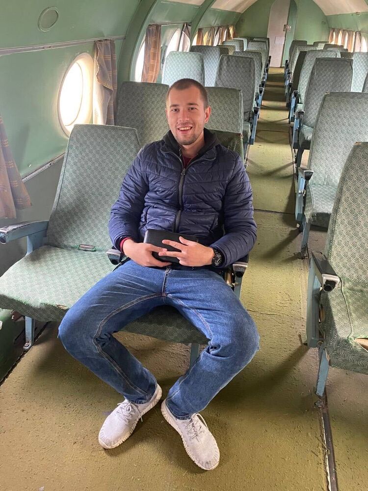 ���������� �����, ���� ������� George, 32 ����, ������������ ��� ������, ����� � ���������, c�������� ���������, ���������