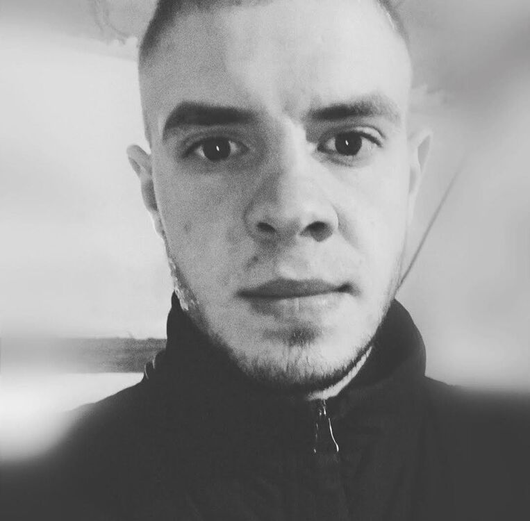  47993533  , 28 ,    