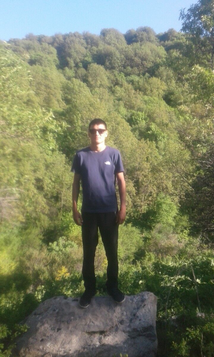  -,   Doni, 33 ,   ,   , c 