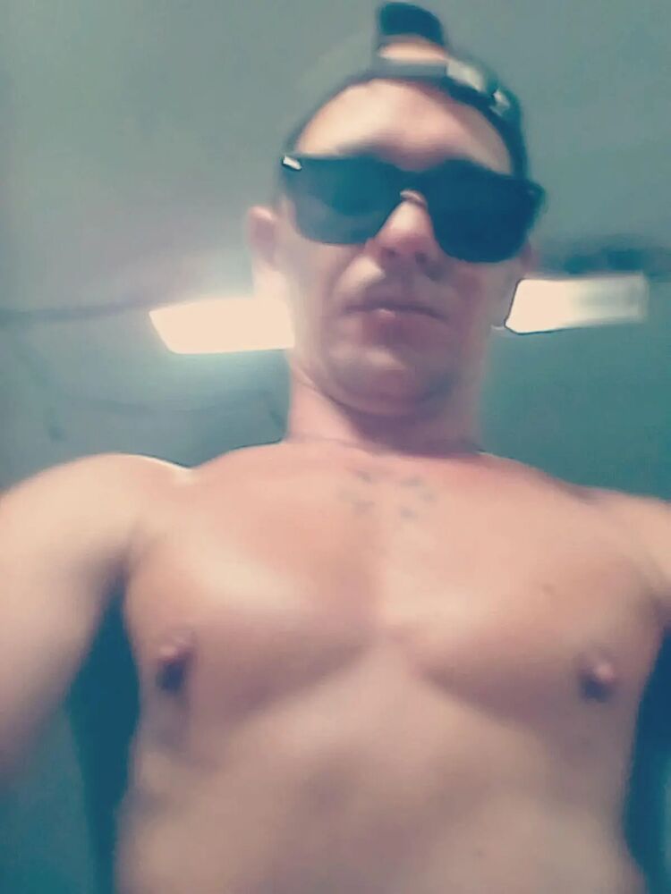  ,   Aleksandr, 40 ,   ,   , c , 