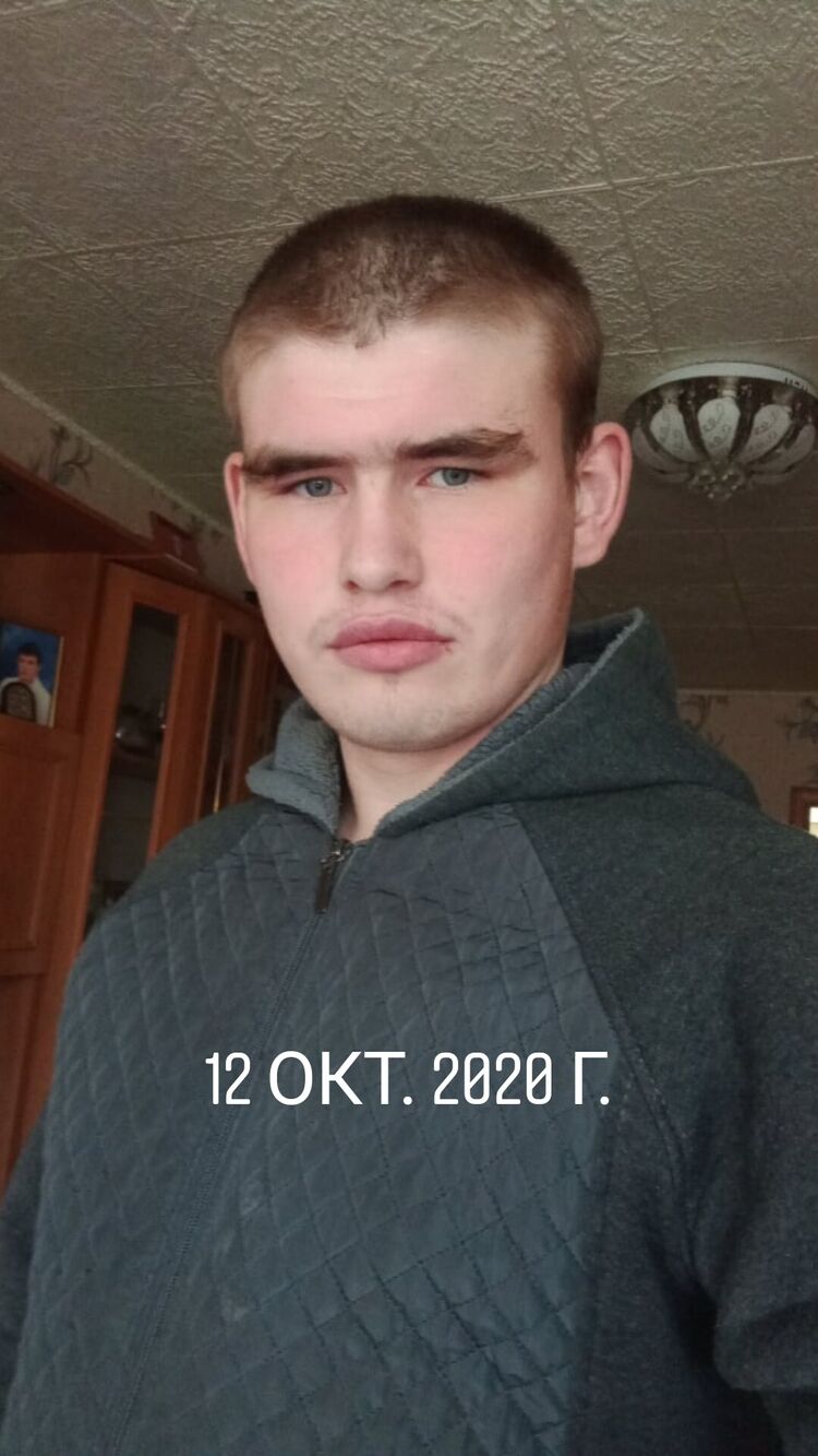  33513803  , 28 ,    
