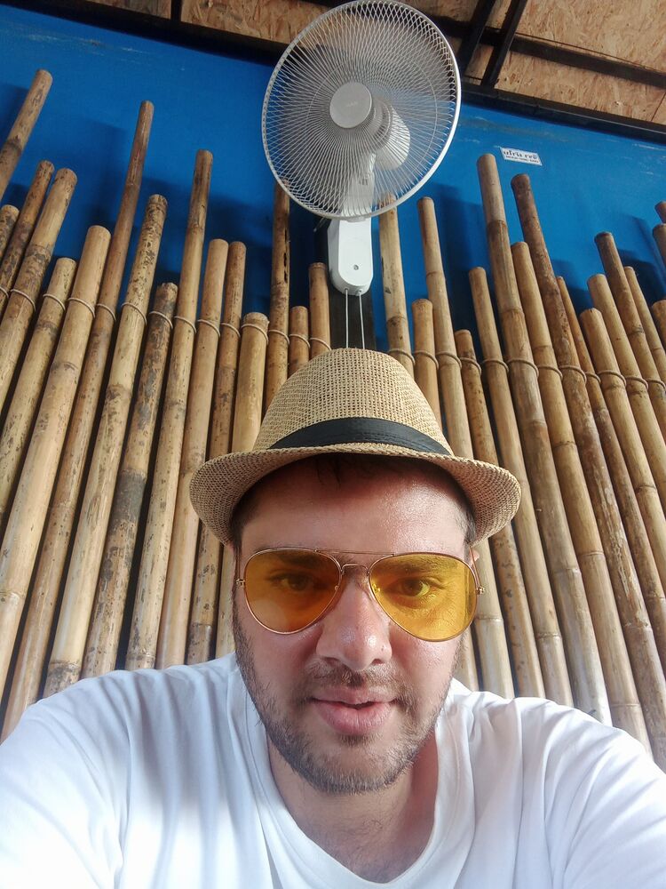 ���������� Chai Nat, ���� ������� Genrih, 40 ���, ������������ ��� ������, ����� � ���������, c�������� ���������, ���������