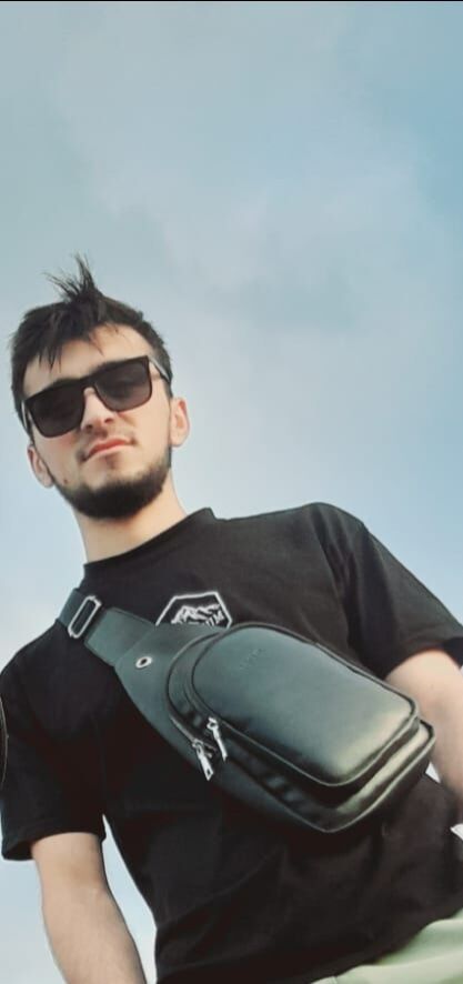  ,   Karol lion, 24 ,   ,   , c , 