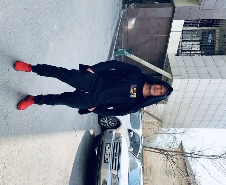  33246623  Dmitri, 39 ,    
