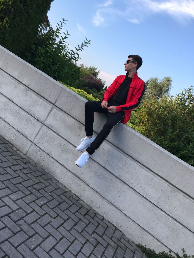  ,   , 24 ,   ,   