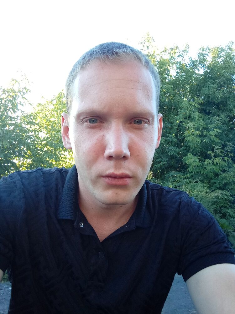  29907543  Alexander, 28 ,    -