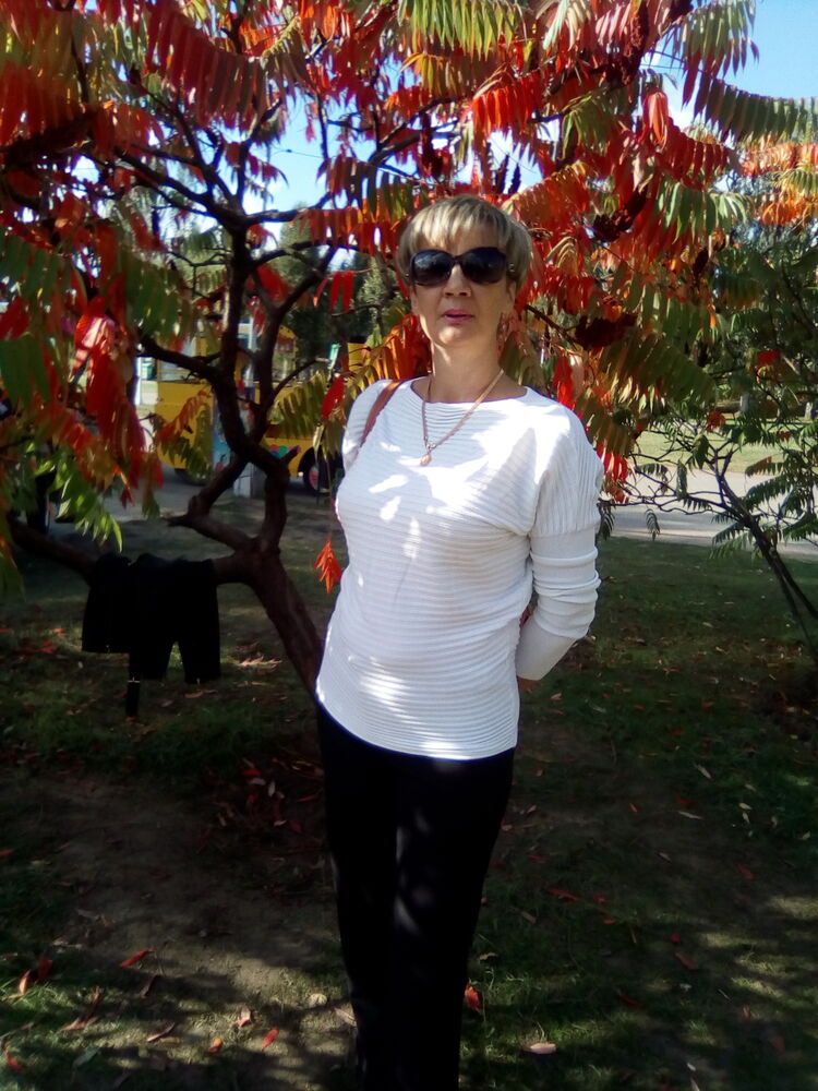  24894813  Elena, 51 ,    