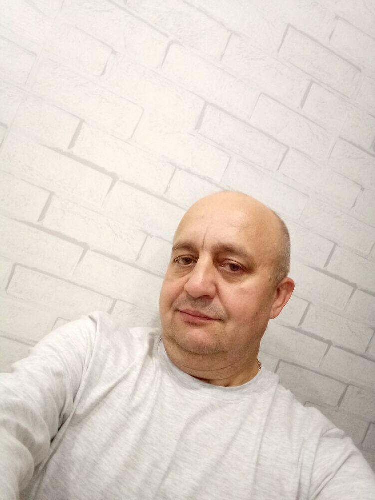  46680363  , 54 ,    