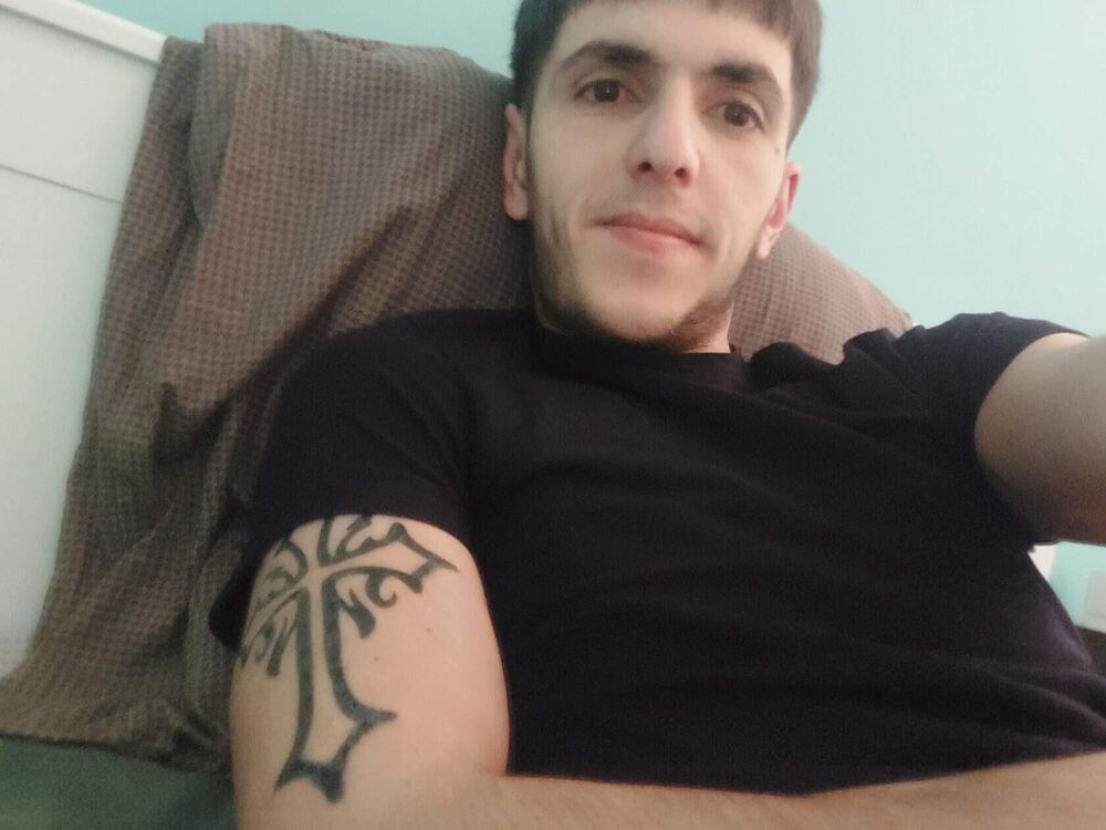  44476173  Arm, 25 ,    