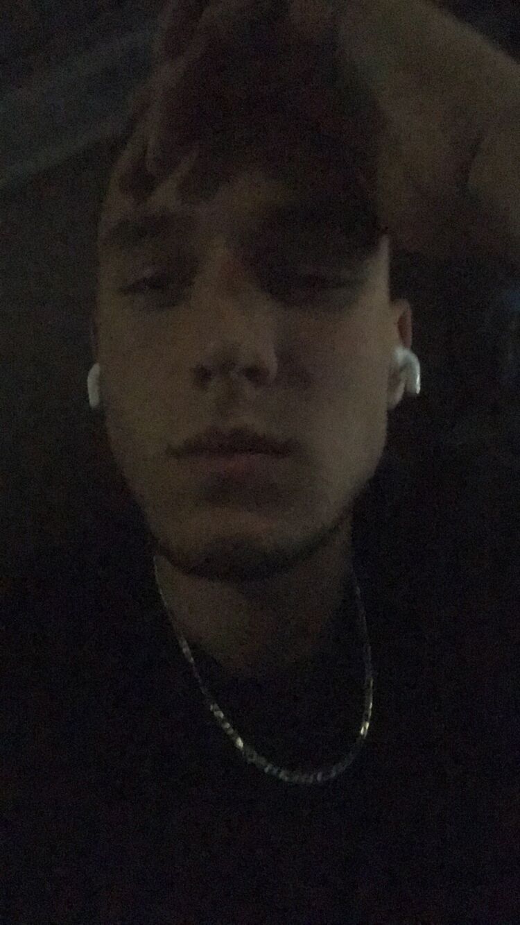  27913073  Ramil, 23 ,    