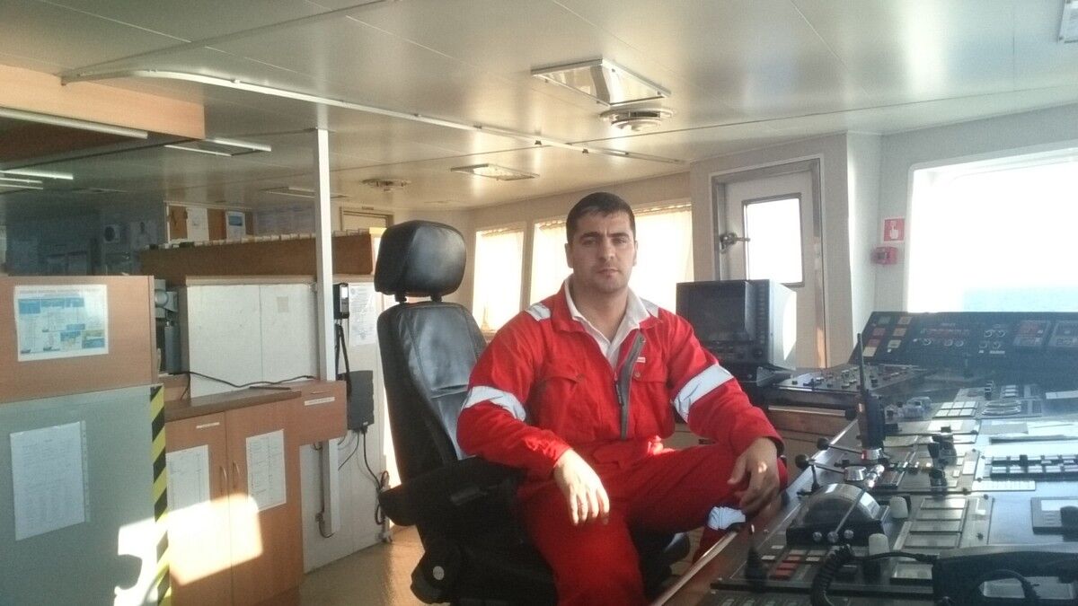  8575063  Zaur, 42 ,    