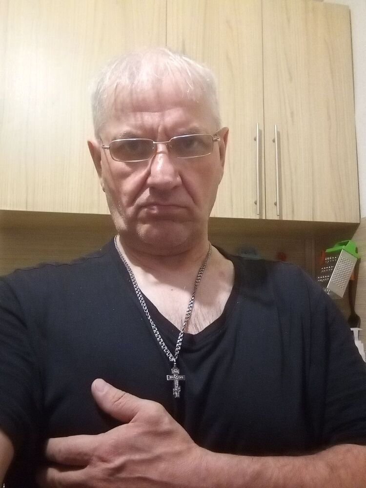  52787363  Sergiq, 63 ,    