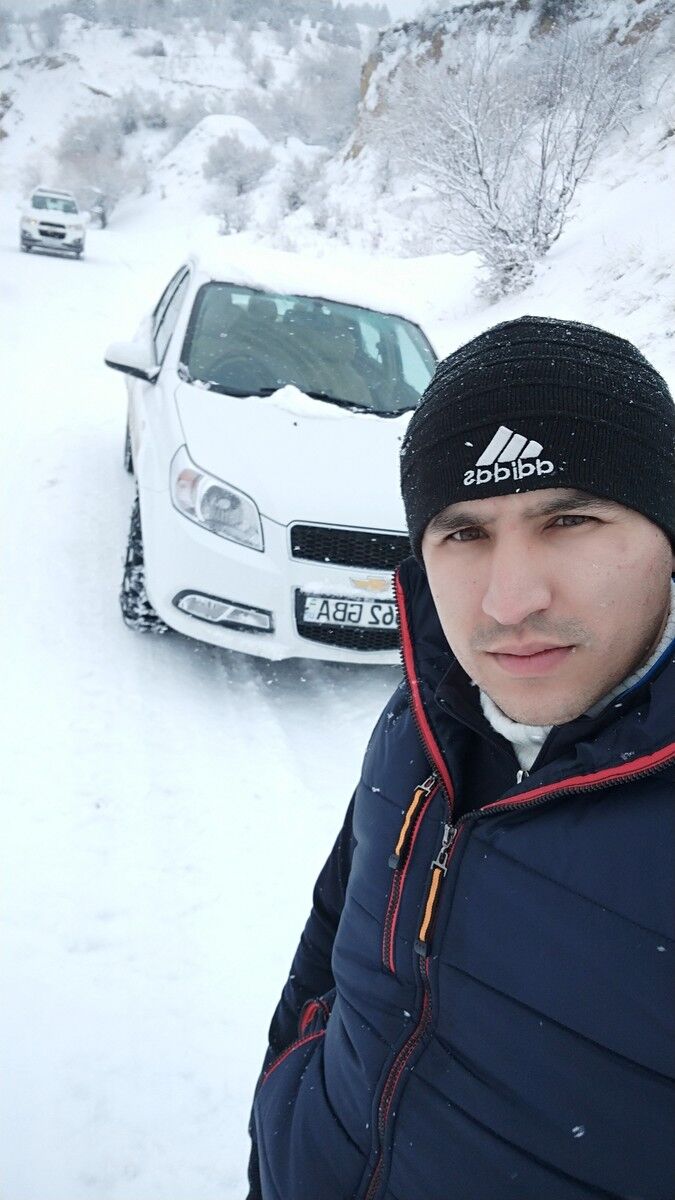  ,   Oybek, 32 ,   ,   , c 