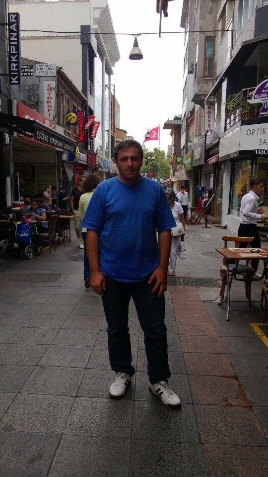  5052303  Zaza, 47 ,    