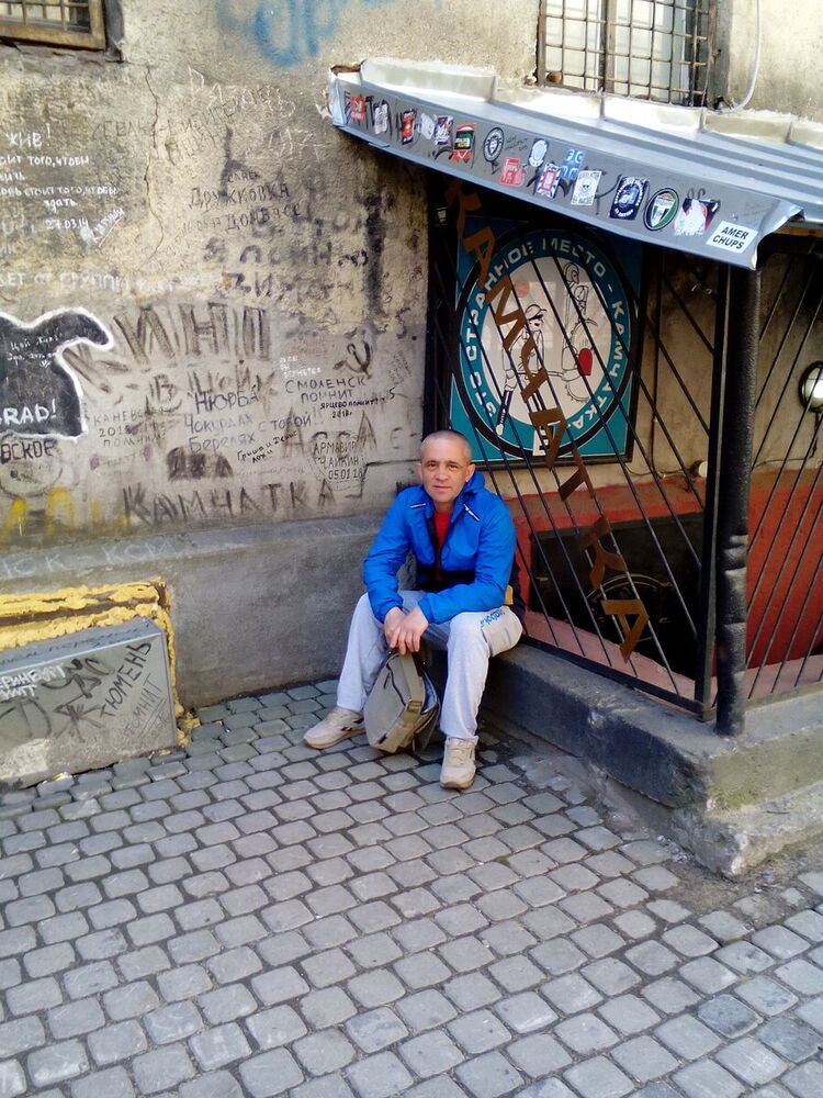  21249783  , 44 ,    