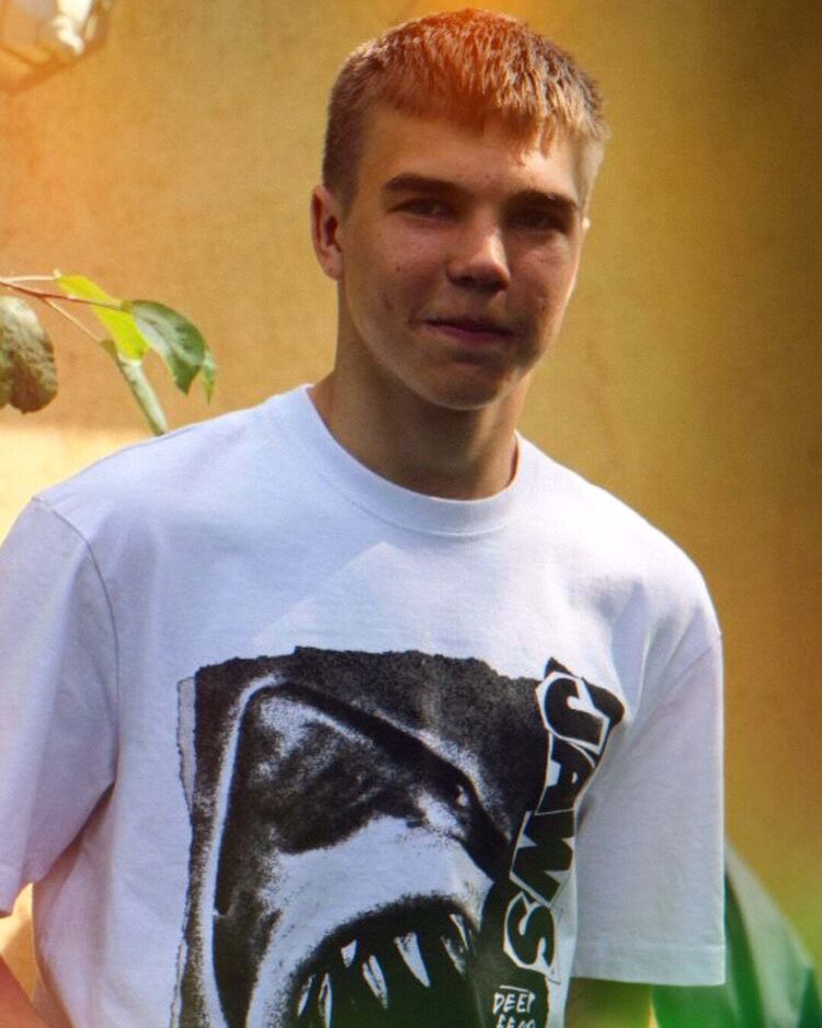  ,   , 19 ,   c 
