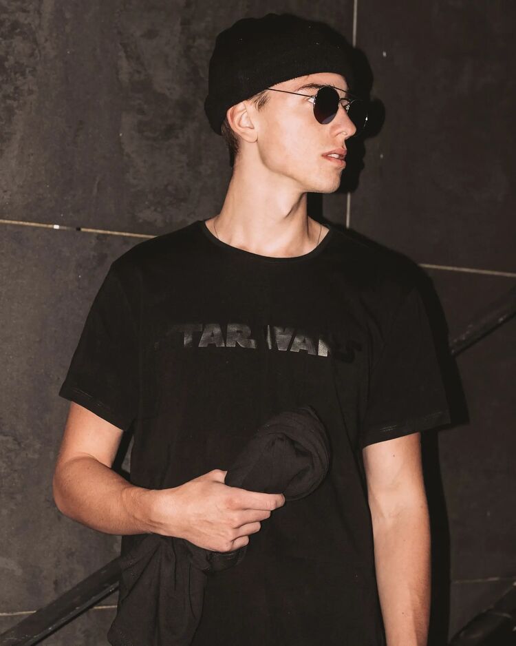 ���� 33590463 ����� ������, 23 ����, ���� ���������� � ������