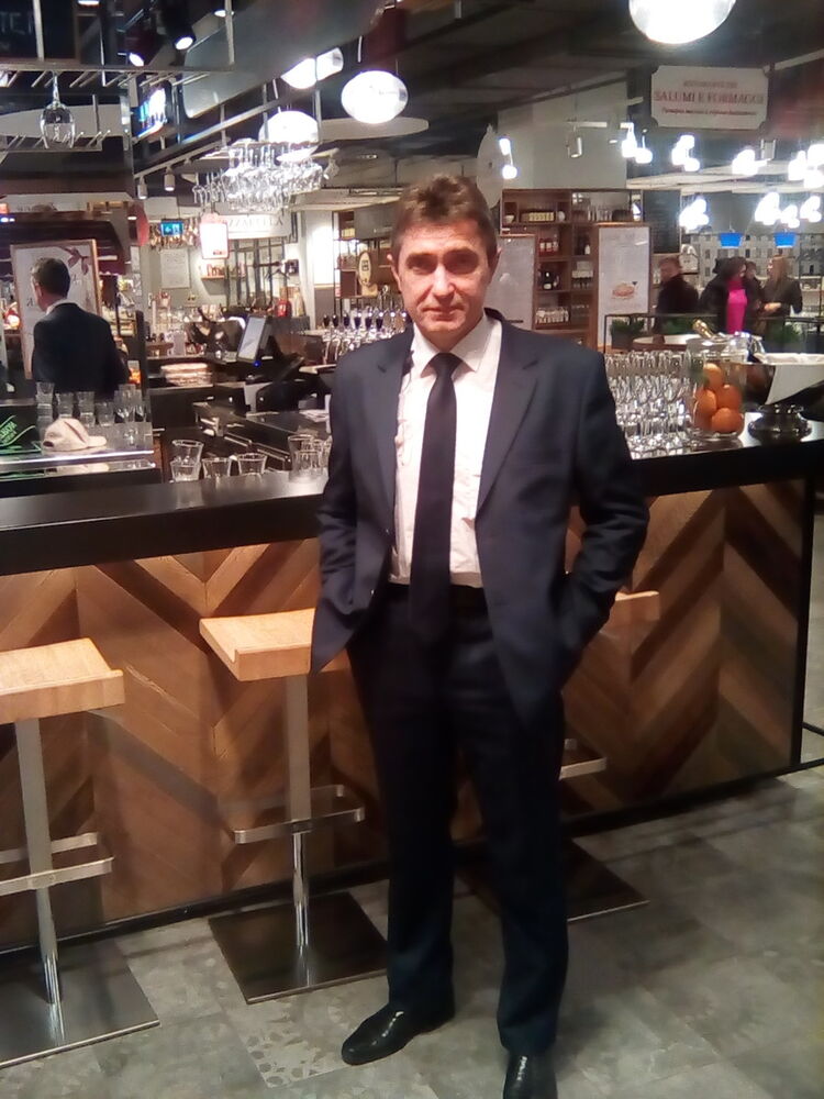  ,   Alex, 46 ,   ,   , c 