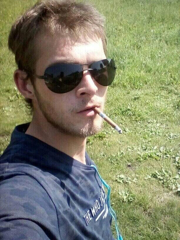  37982583  , 33 ,    