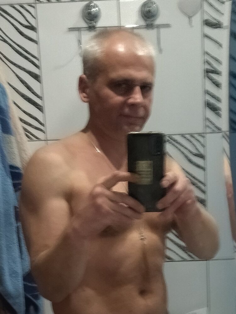  37475403  , 52 ,    