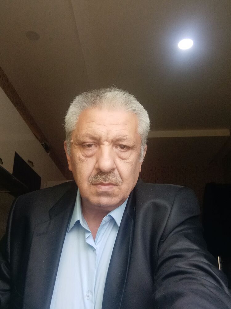  41571823  Musa, 63 ,    