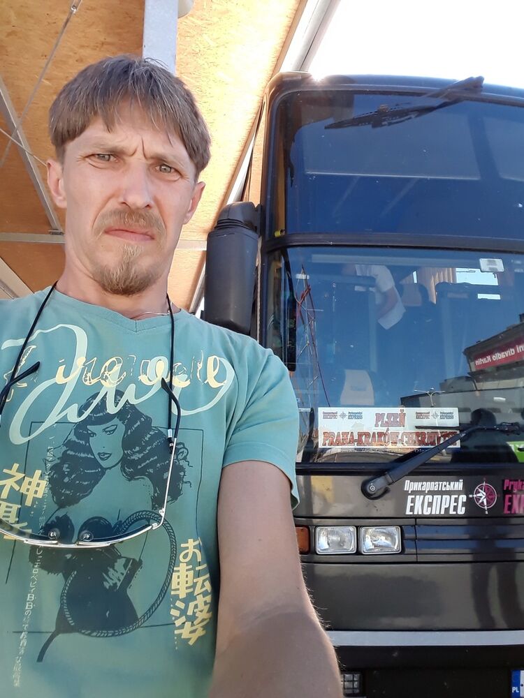  ,   Andrew, 48 ,   ,   , c , 