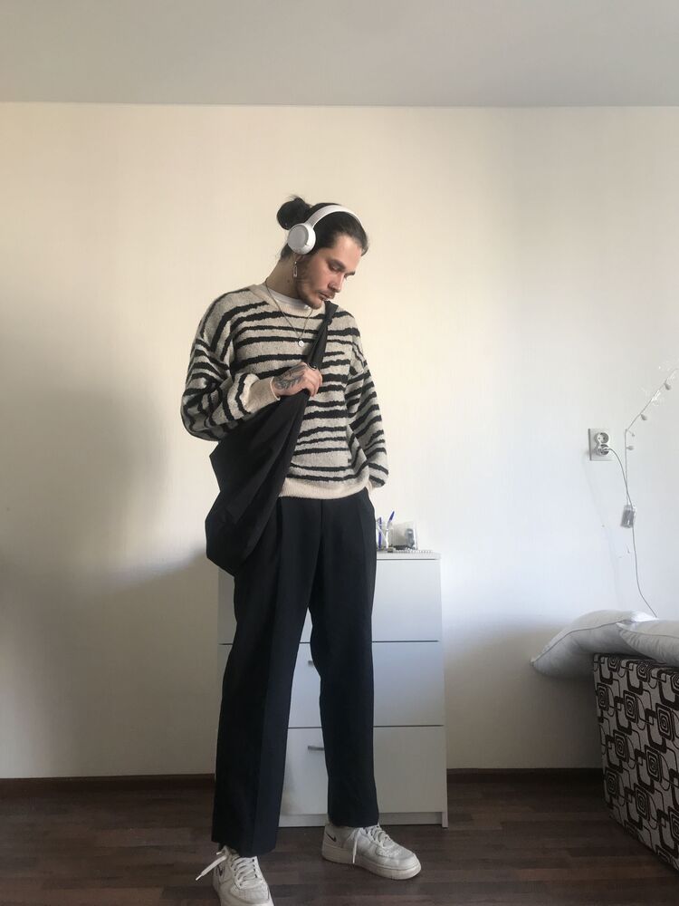  -,   , 25 ,   ,   