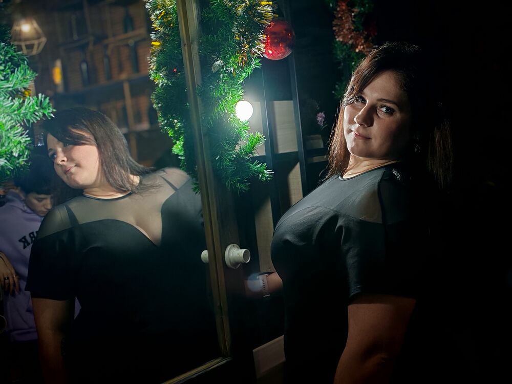  49959353  Anna, 31 ,    