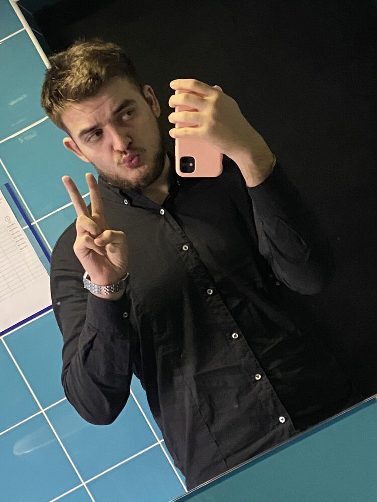  ,   Zakhar, 26 ,     
