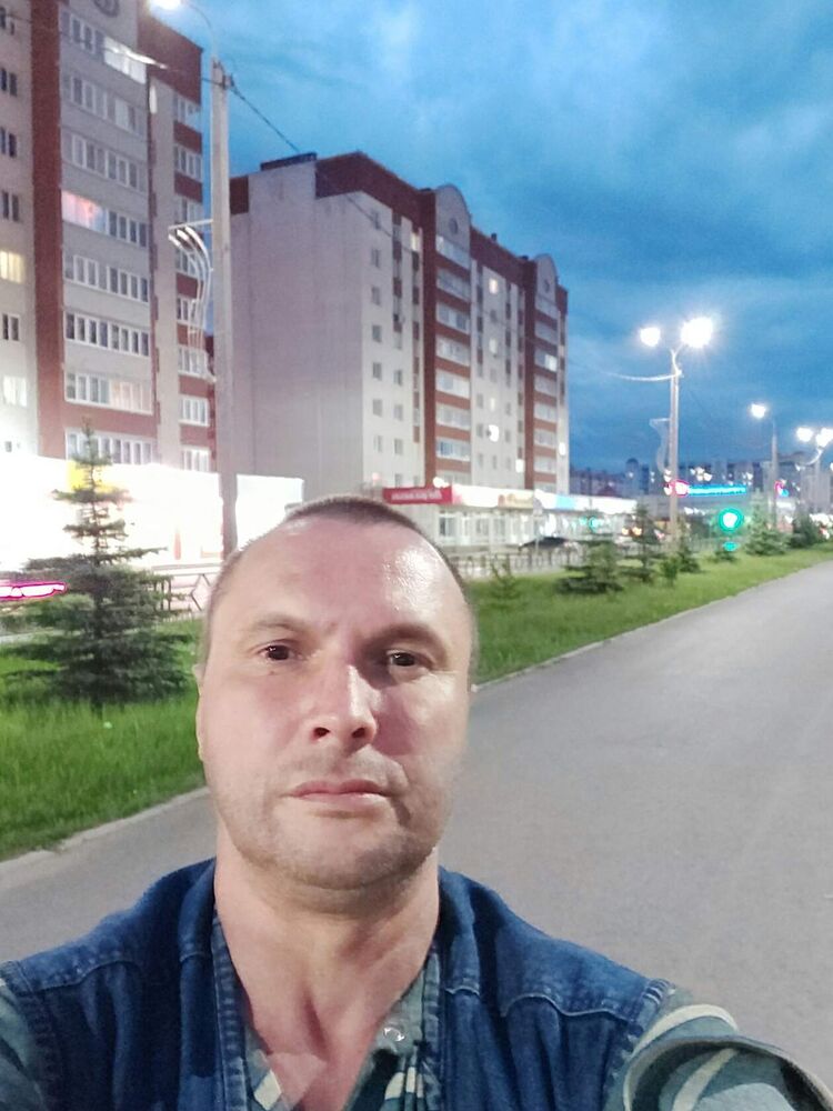  31679523  Radi, 41 ,    